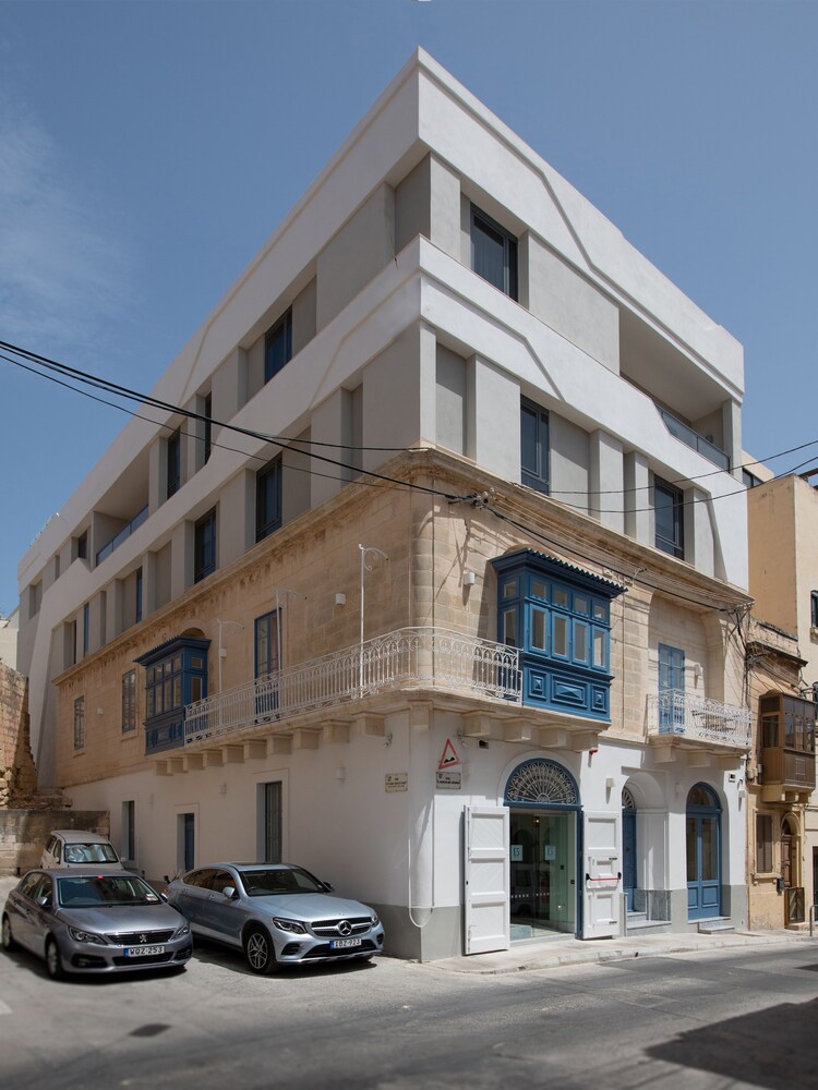 Chapter 5 Boutique Hotel