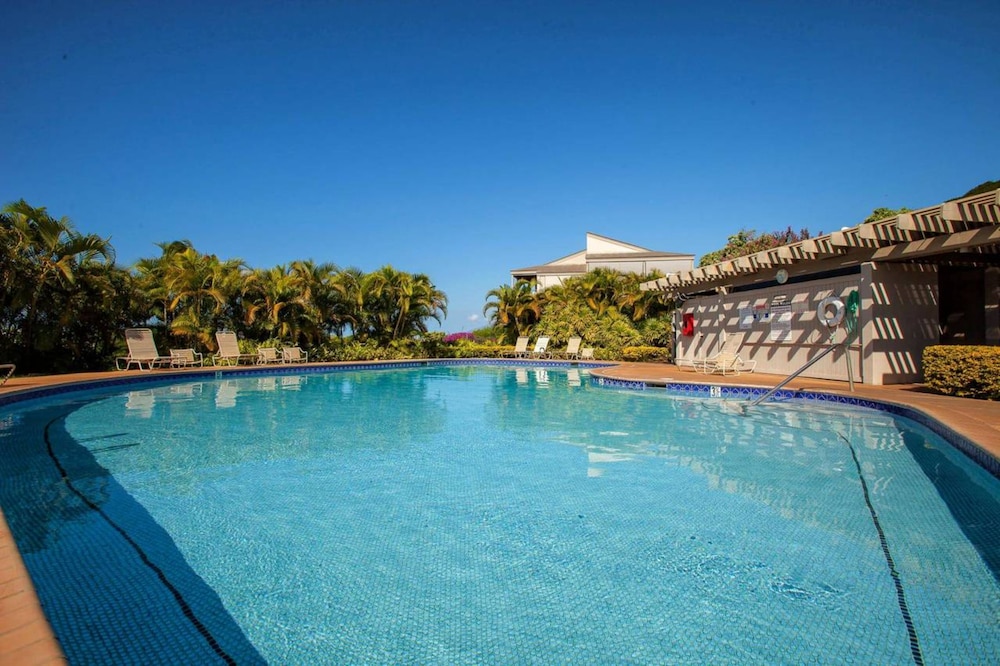 Wailea Ekolu Two Bedrooms by Coldwell Banker Island Vacations
