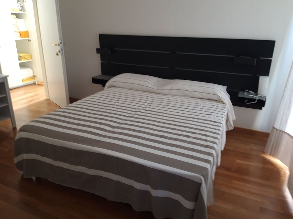 Al 106 Affittacamere e Bar