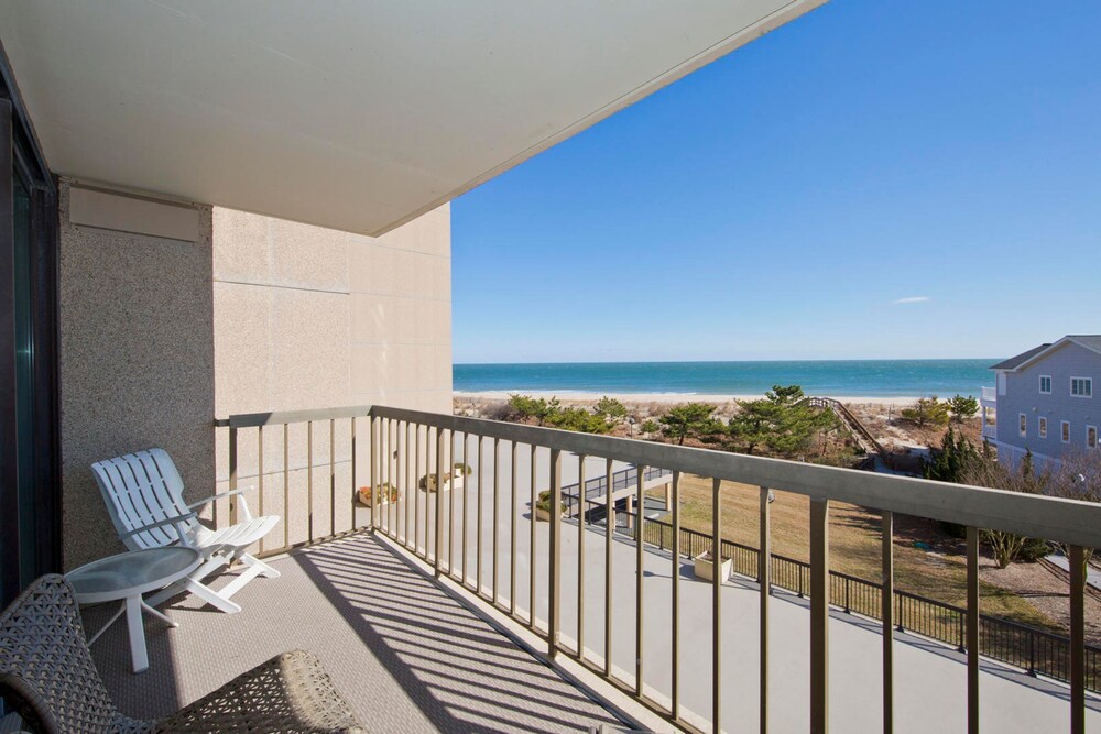 Sea Colony 302 Island House by Long & Foster