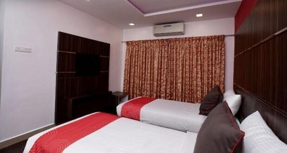 Hotel Nachiappa Residency