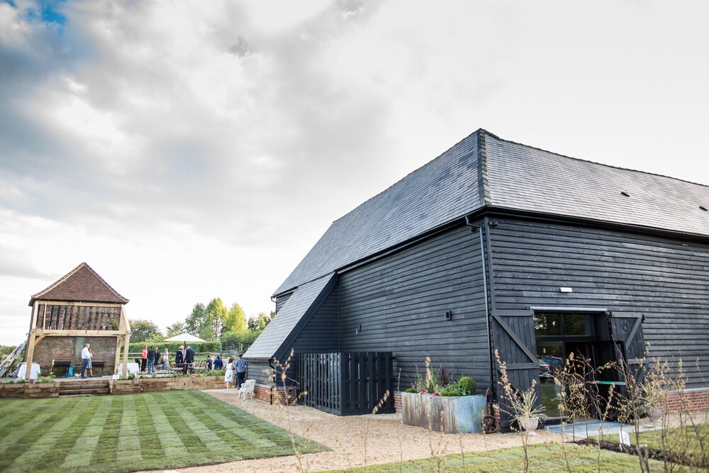The Farmhouse at Redcoats Restaurant & Hotel