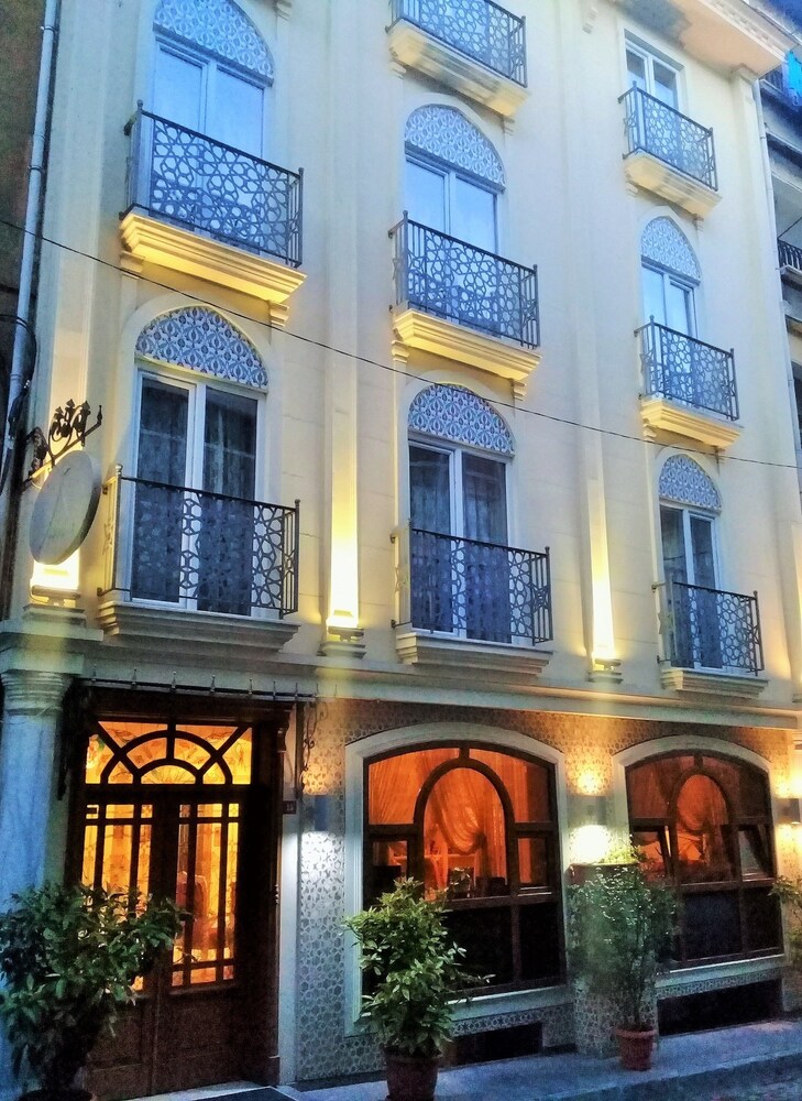 Muyan Suites