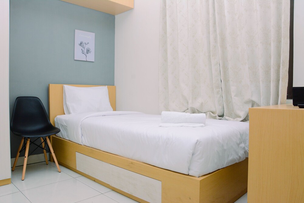 Affordable Room at Guesthouse Galuh Mas