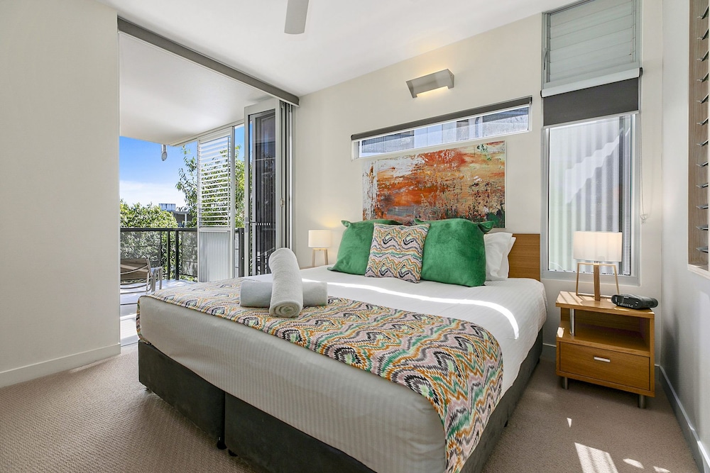 Noosa Getaway, Minutes From Hastings Street