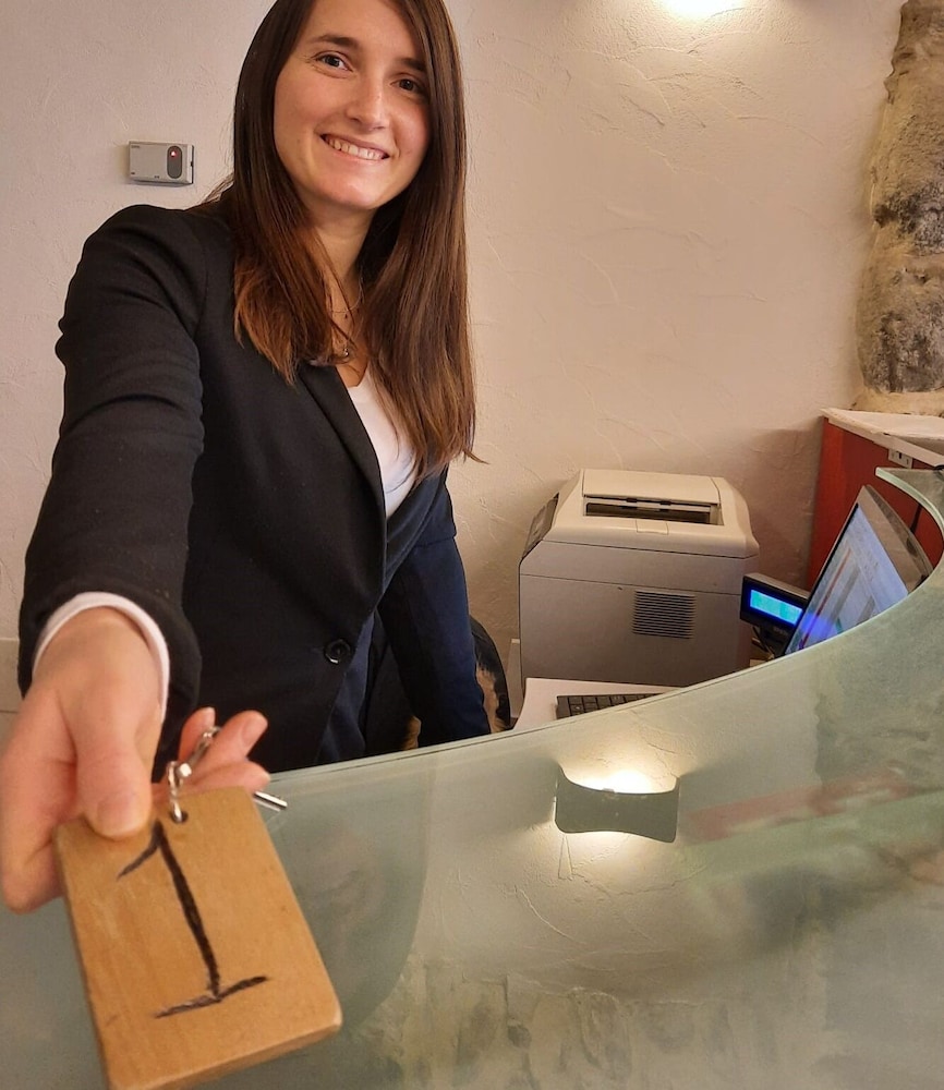 Residence Acero Rosso