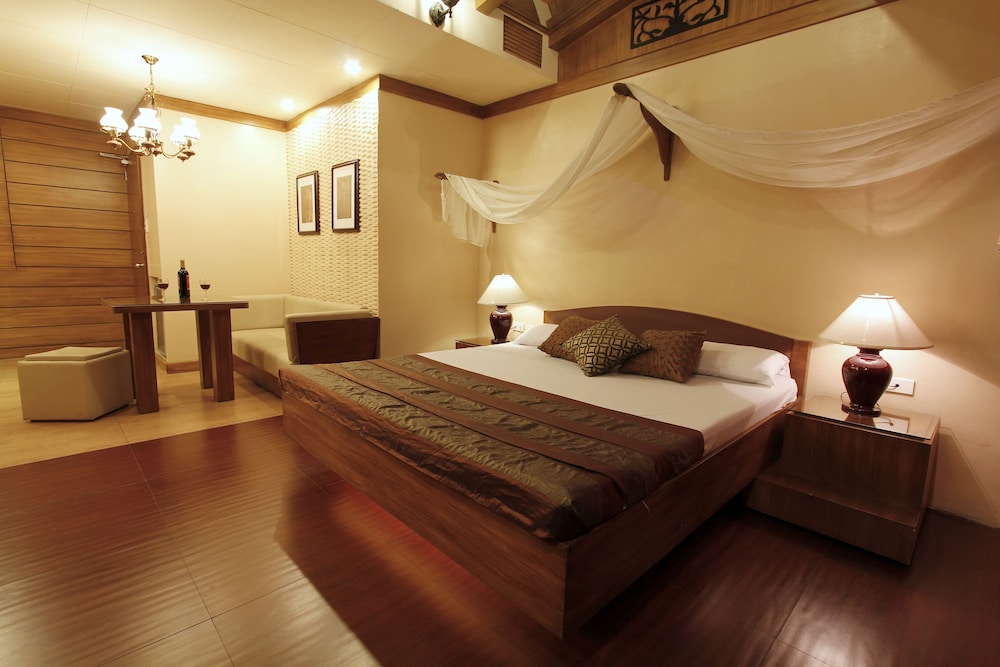 Victoria Court Suites