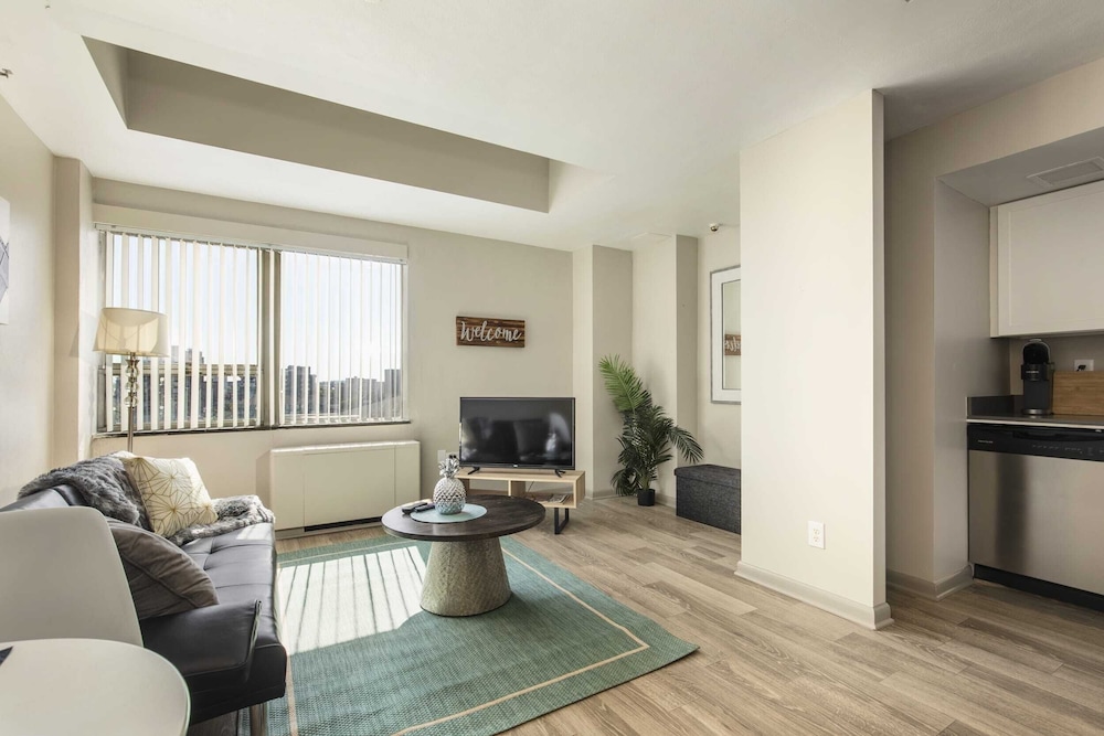 Great Views | Heart Of Downtown | CozyStays