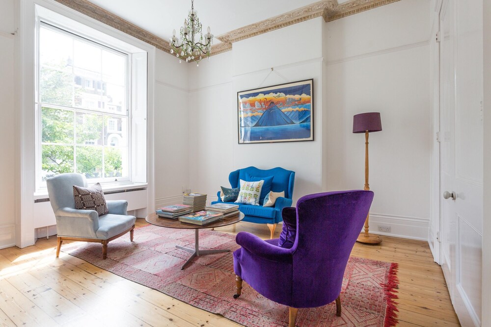 Gloucester Crescent by Onefinestay
