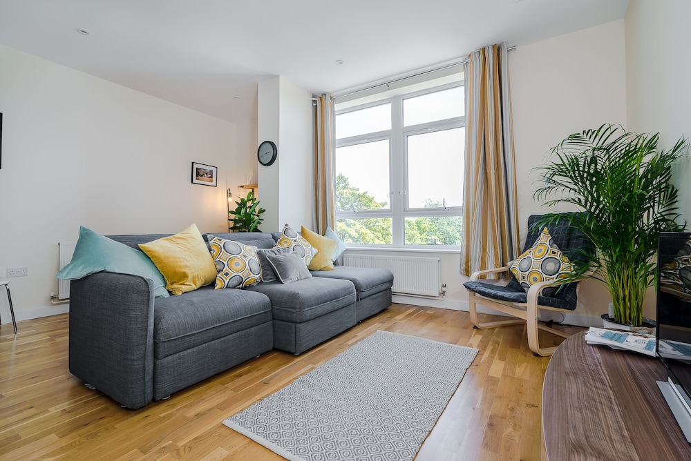 Pure Panorama Apartments