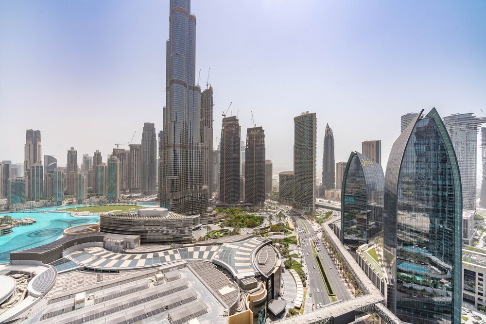 Lux BnB  Dubai Mall Burj & Sea Views