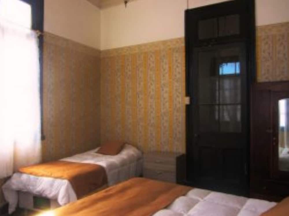 Hostal Odeon Valparaiso