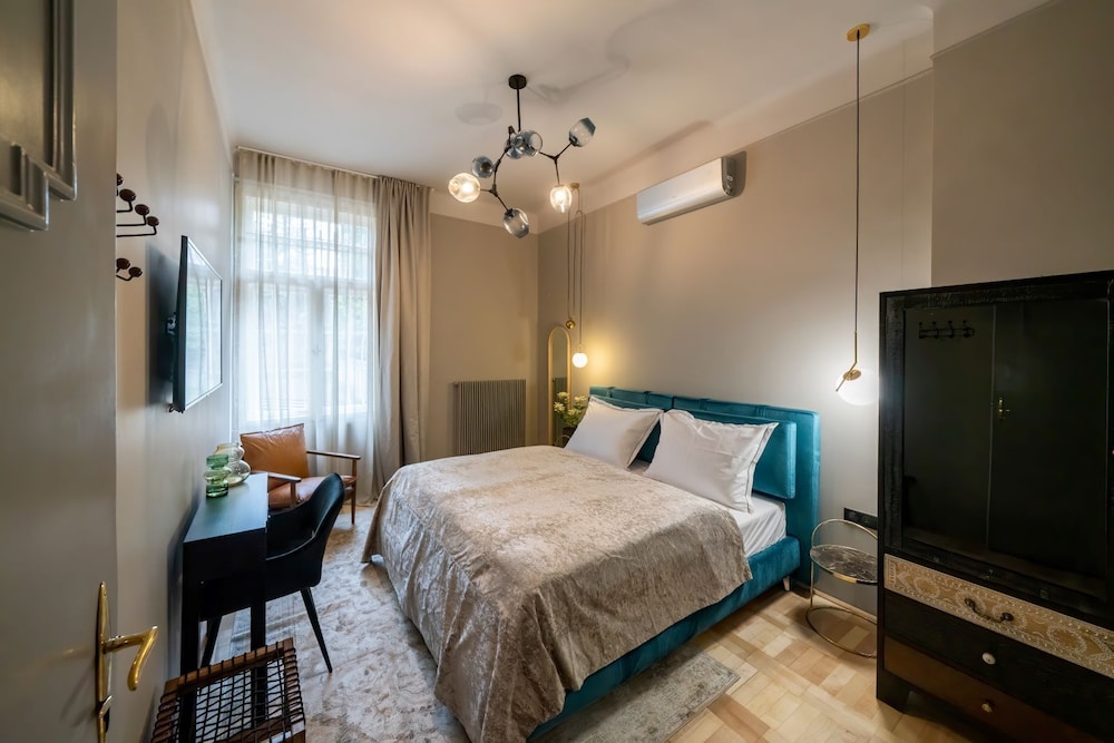 Nest Urban Rooms