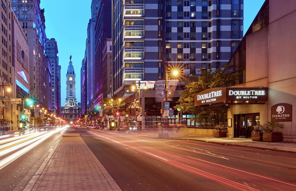 DoubleTree by Hilton Philadelphia Center City