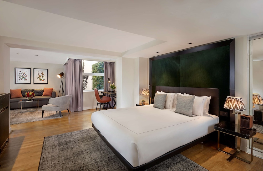 Holmes Hotel London