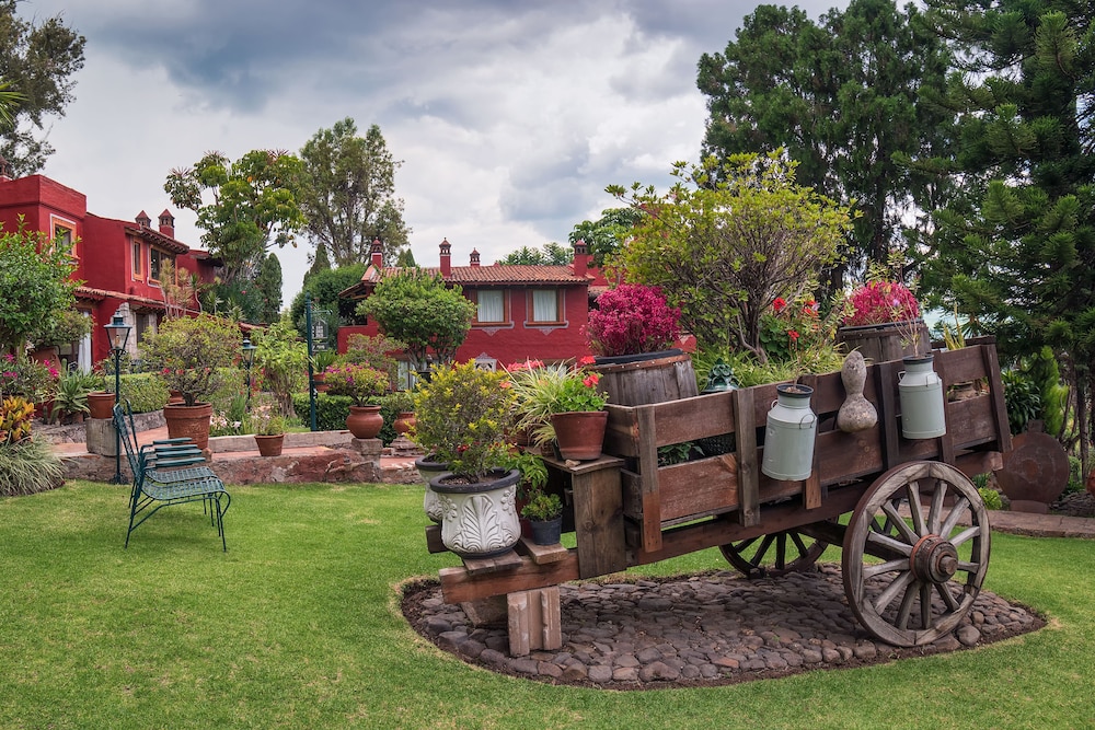 Villa San Jose Hotel and Suites