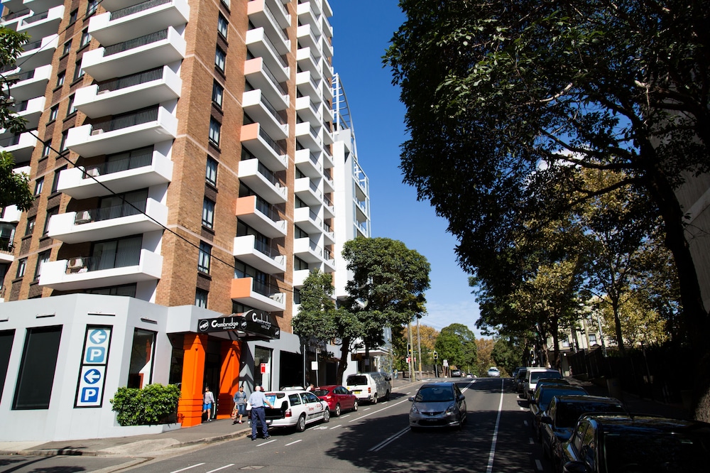 Cambridge Hotel Sydney