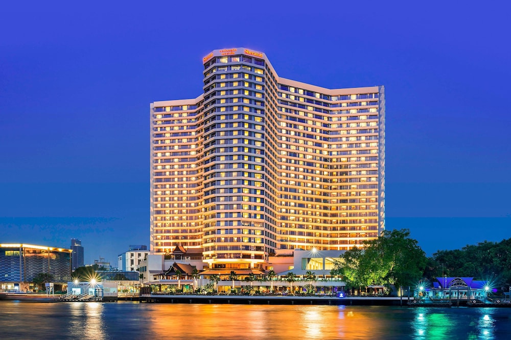 Royal Orchid Sheraton Hotel & Towers
