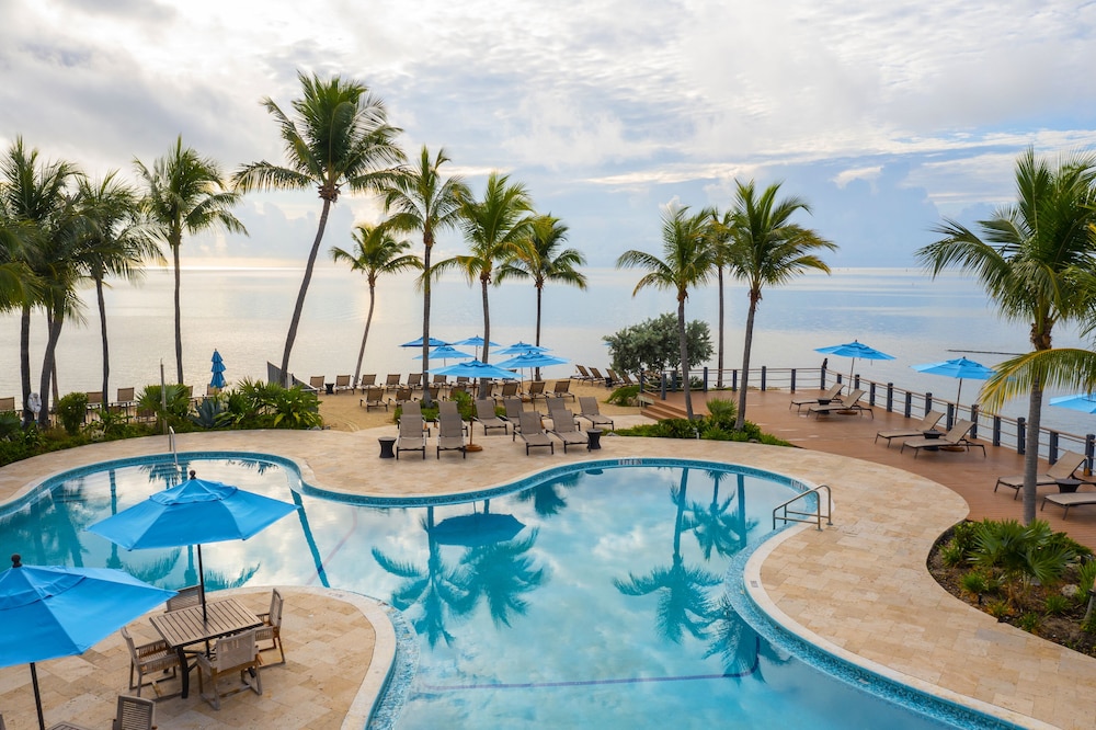 Postcard Inn Beach Resort & Marina