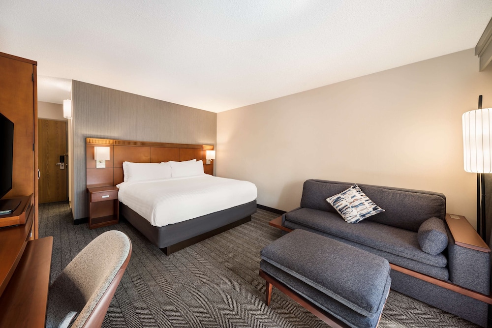 Sonesta Select San Jose Airport