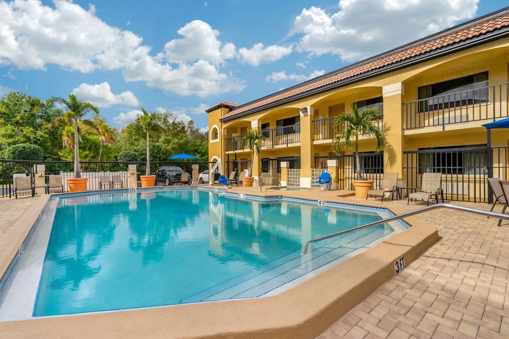 Comfort Inn Sun City Center - Tampa South