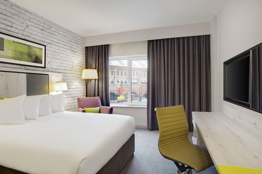 Leonardo Hotel Manchester Central - Formerly Jurys Inn