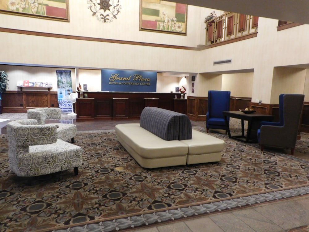 Grand Plaza Hotel Branson