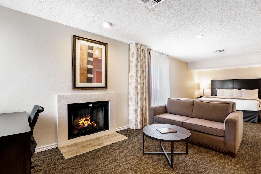 Chase Suite Hotel El Paso