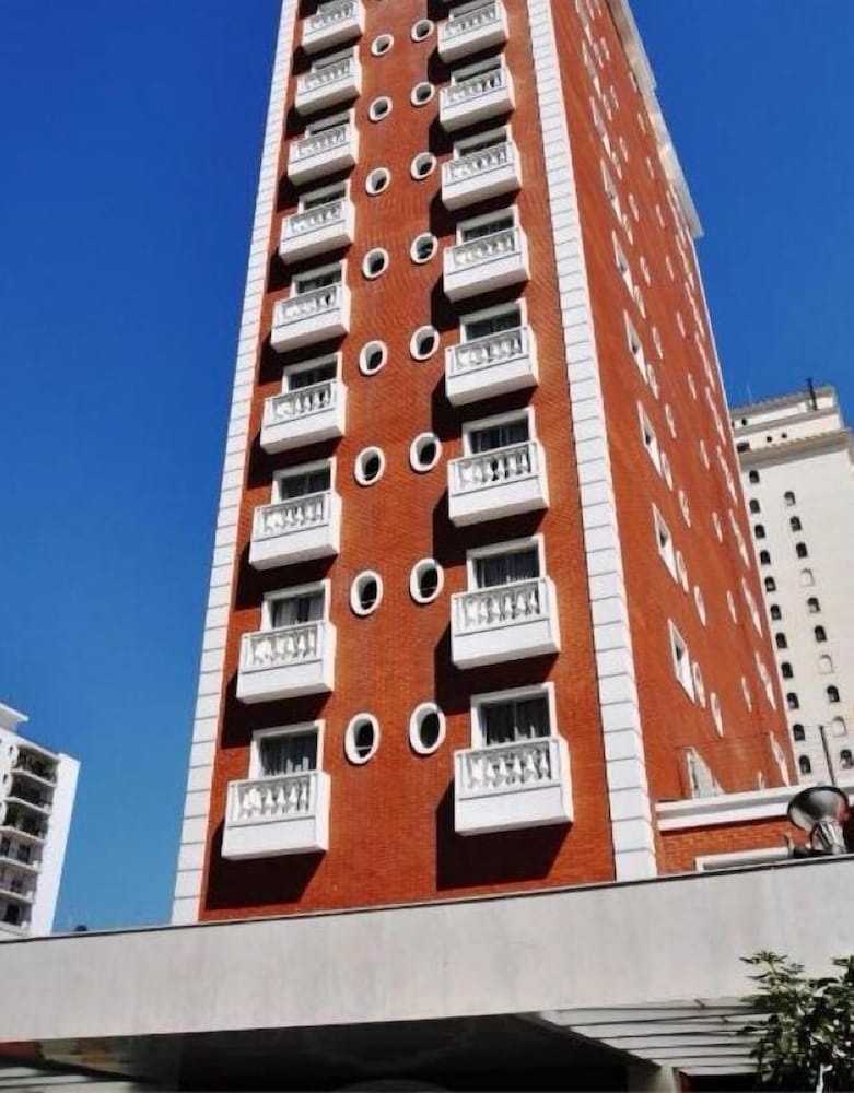 Regent Park Hotel