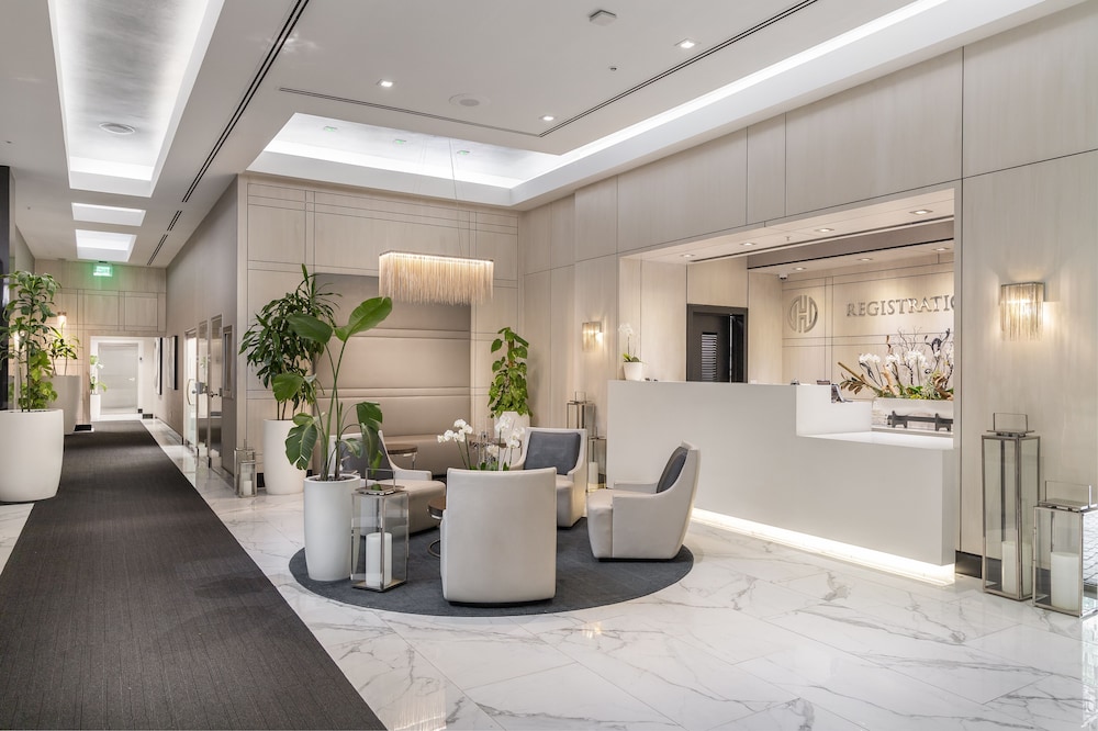 Fortune House Hotel Suites