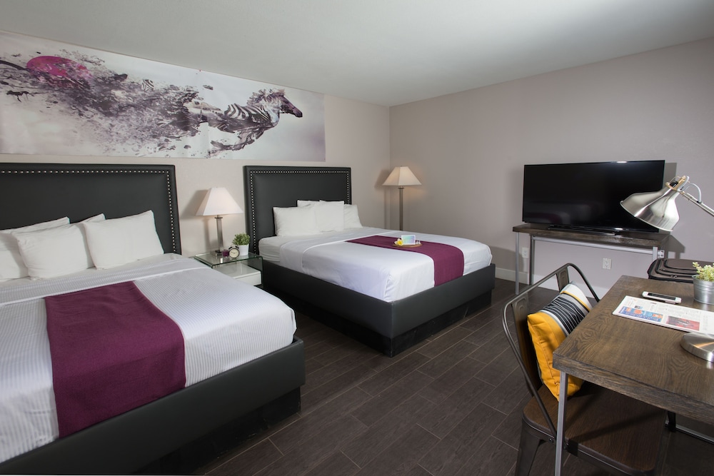 Hotel Iris - San Diego