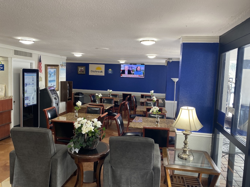 Days Inn by Wyndham Orlando Downtown