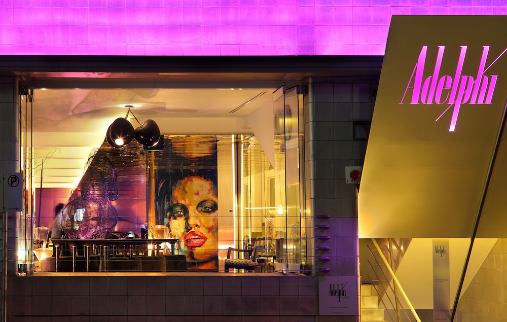 Adelphi Hotel