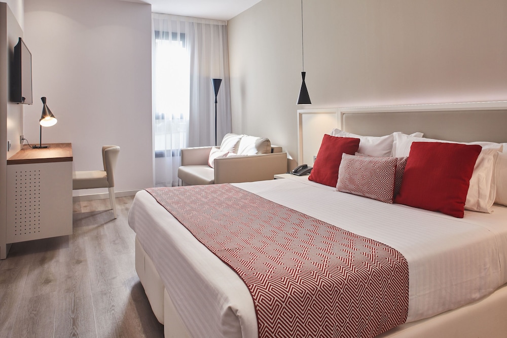 Hotel Silken Rona Dalba
