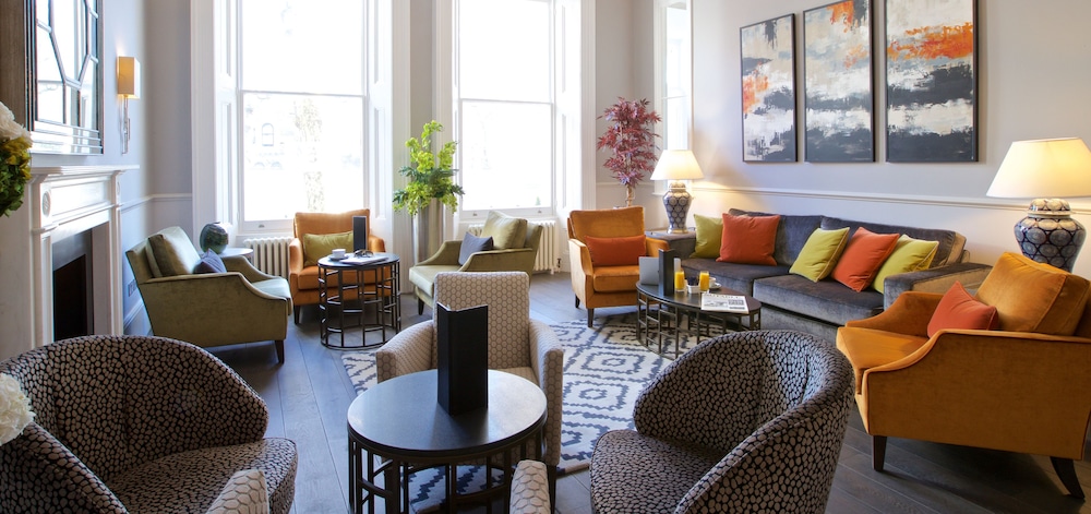54 Queens Gate Hotel