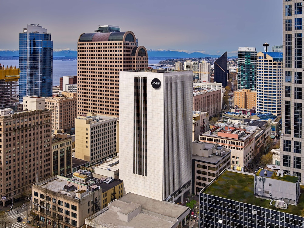 Hilton Motif Seattle