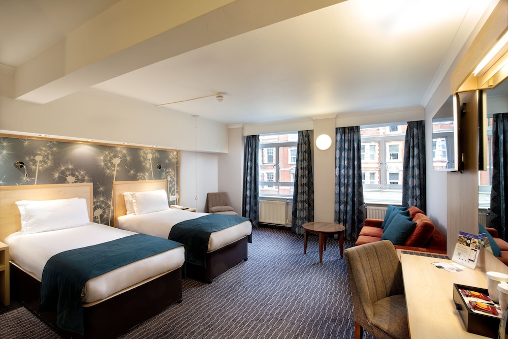 Bedford Hotel