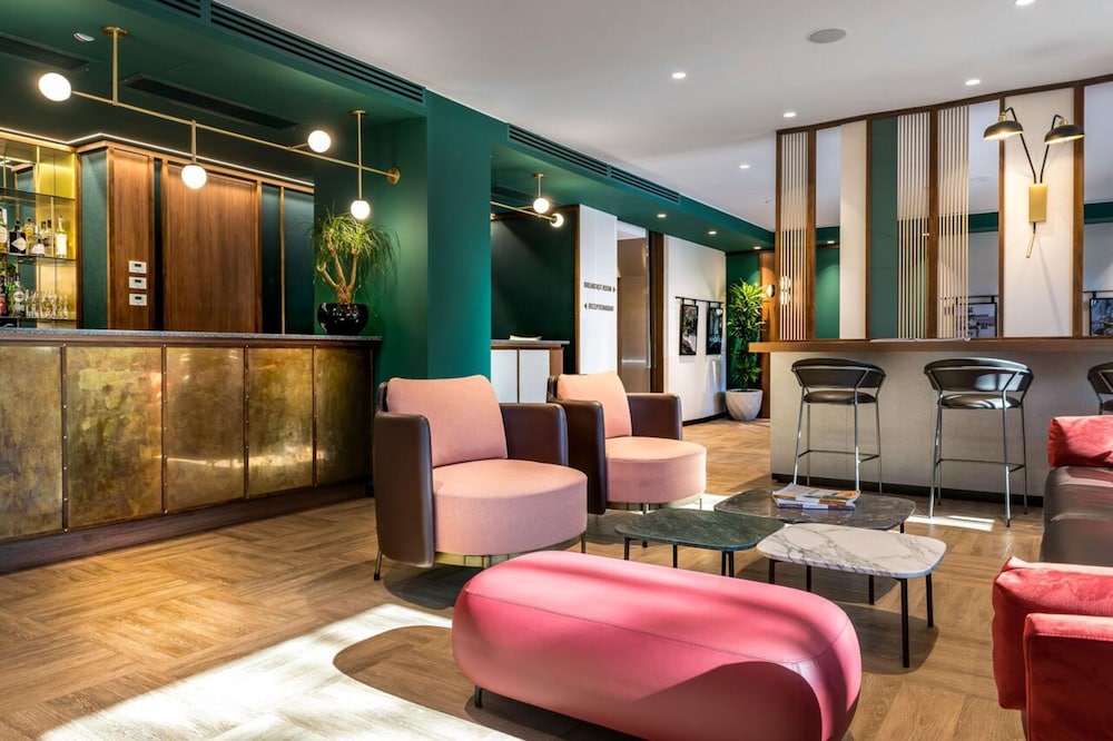 Hotel Canada