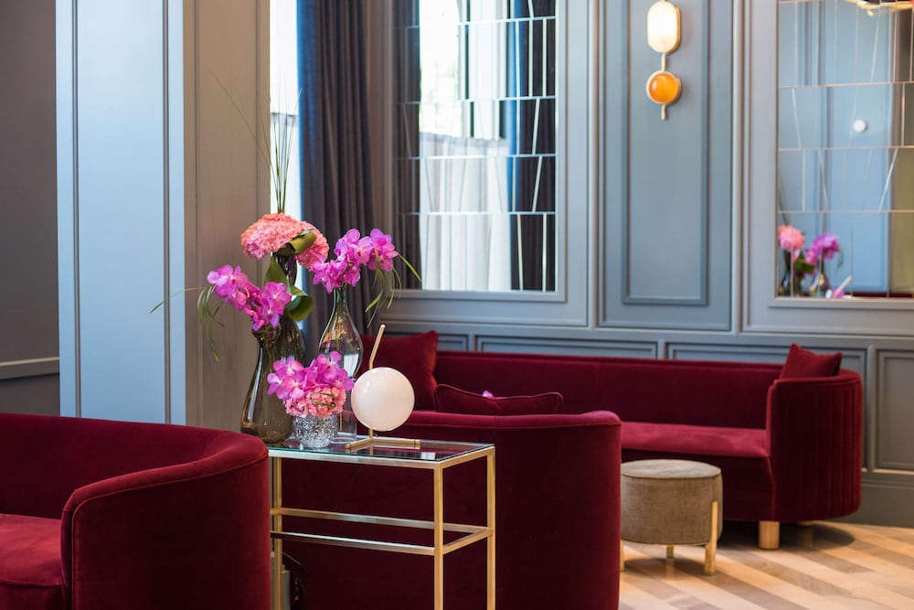 The Trafalgar St. James London, Curio Collection by Hilton
