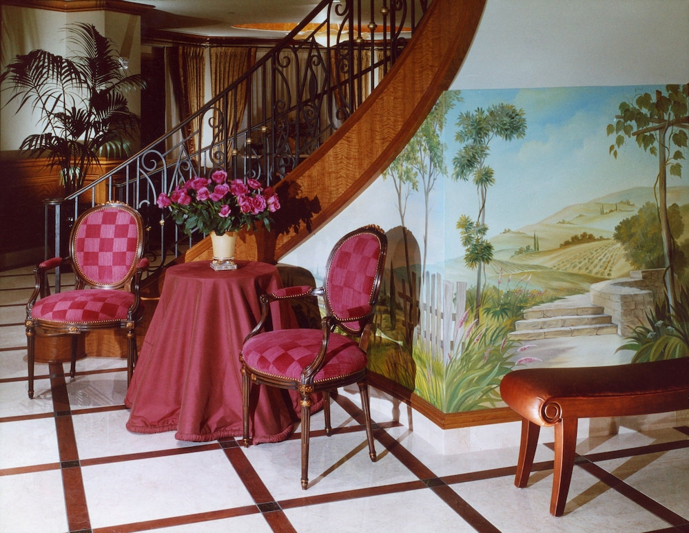 The Rose Hotel