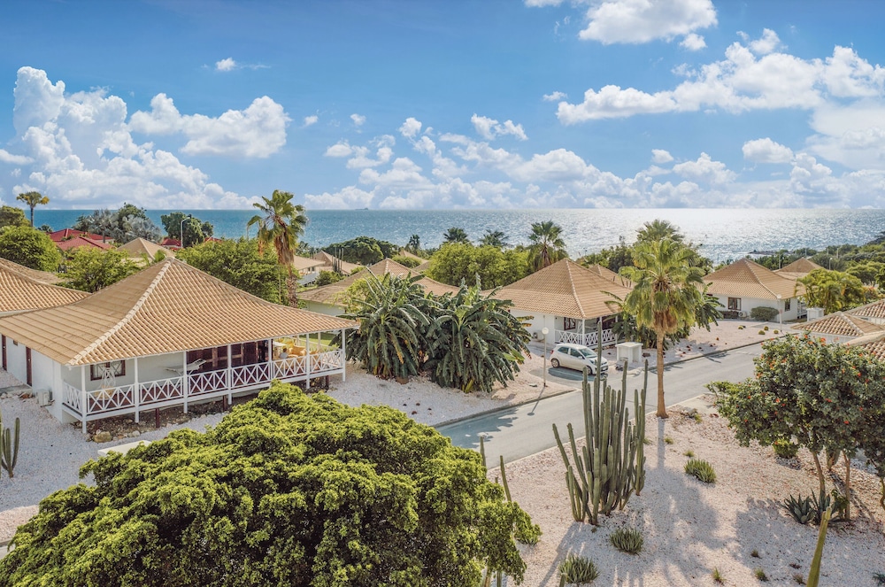 Papagayo Beach Resort