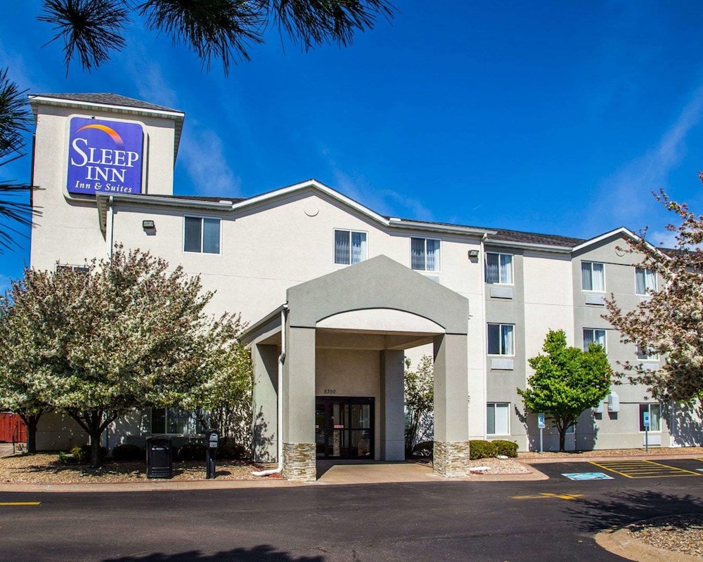 Sleep Inn & Suites Davenport - Quad Cities