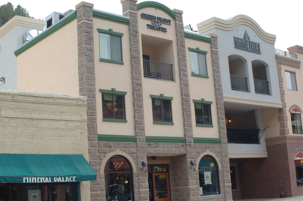 Mineral Palace Hotel & Casino