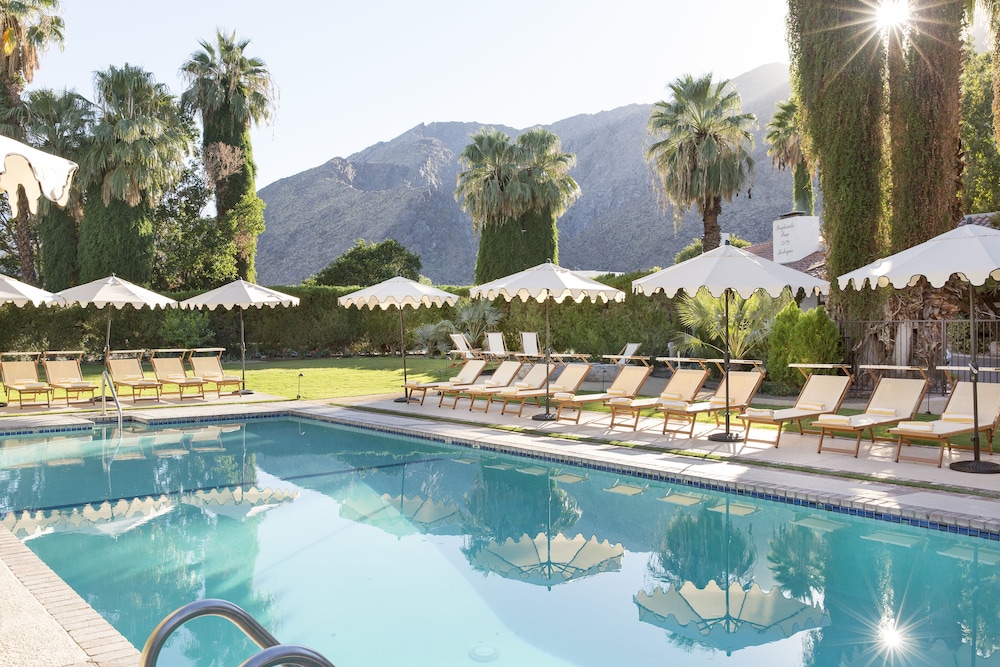 Ingleside Estate Hotel & Bungalows- Adults Only