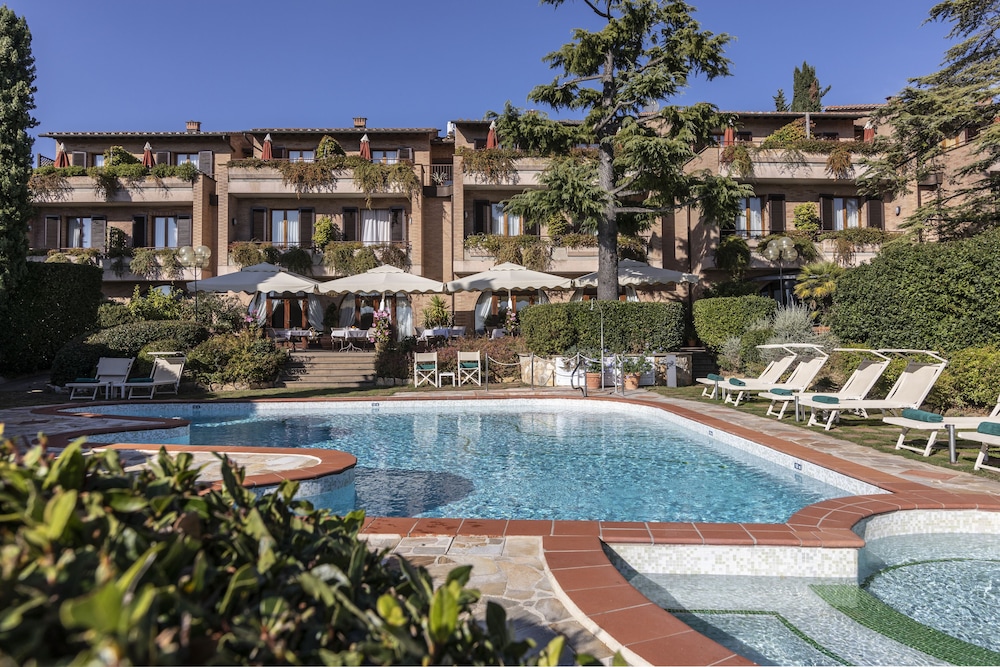RELAIS SANTA CHIARA - TUSCANY CHARME