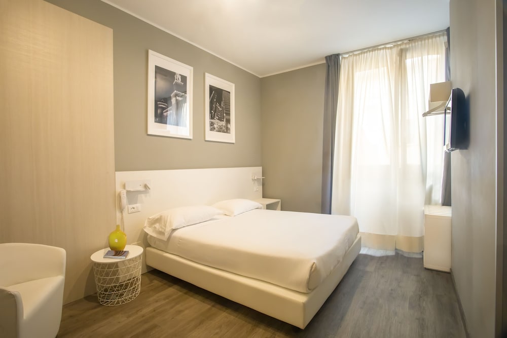 VIVA Hotel Milano