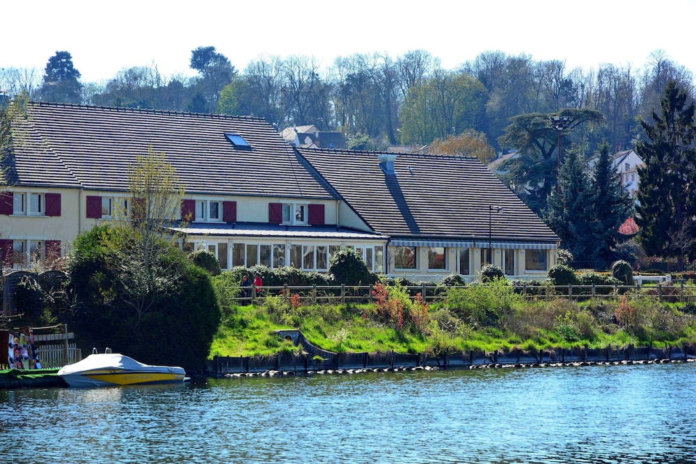 Hôtel des Lacs