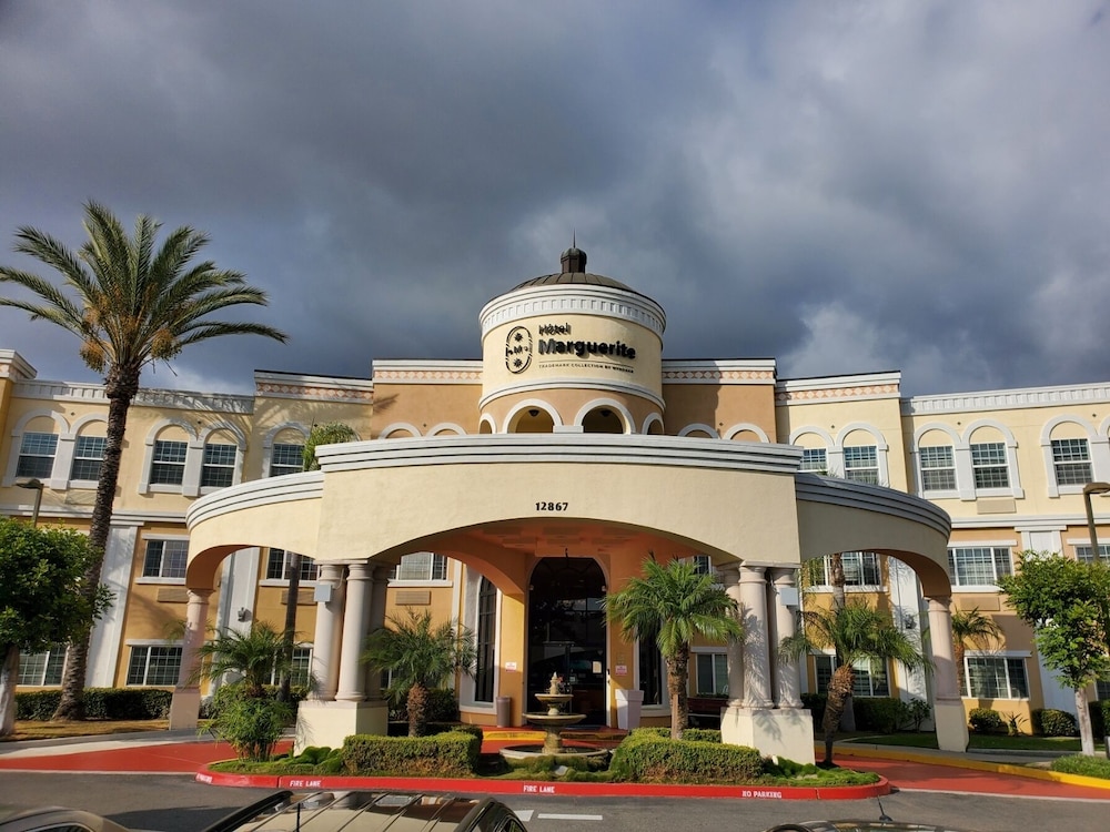 Hotel Marguerite Anaheim/Garden Grove, Trademark Collection