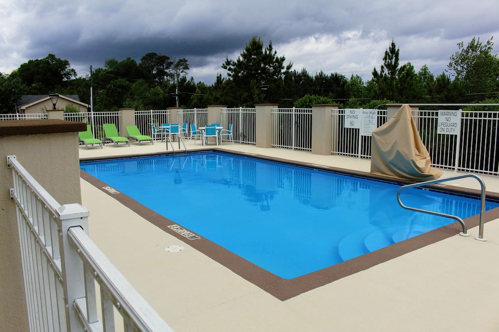 Holiday Inn Express And Suites Enterprise, an IHG Hotel