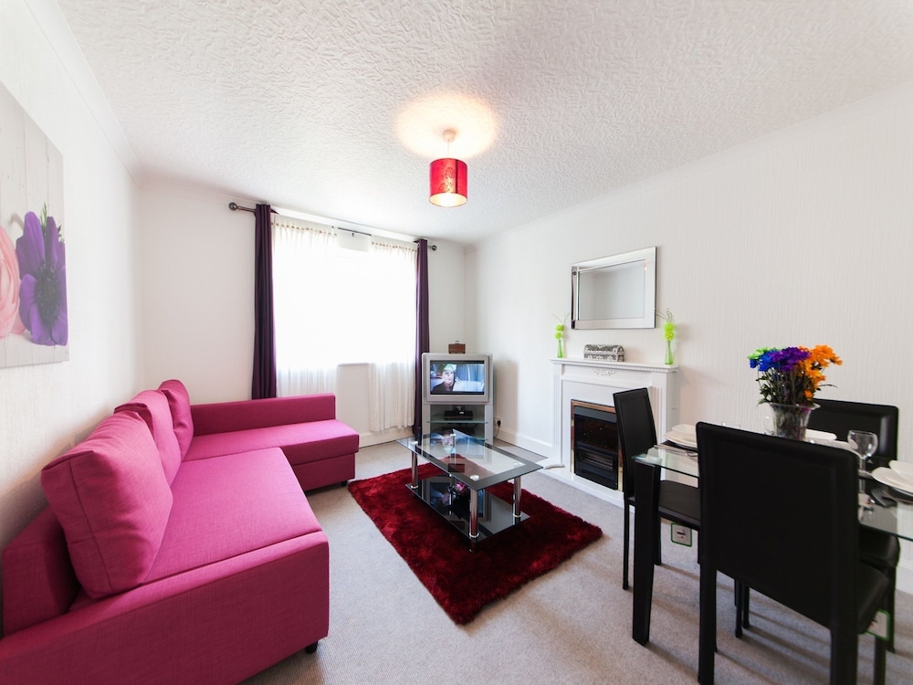 Leith Apartments